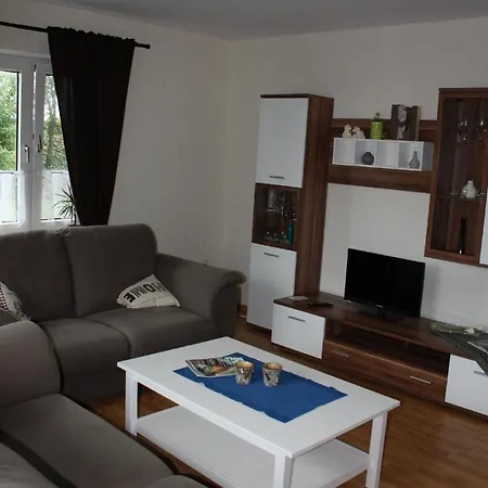 Mit Kleinem Garten Und Grill Casa vacanze Stadland